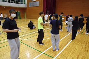 200
